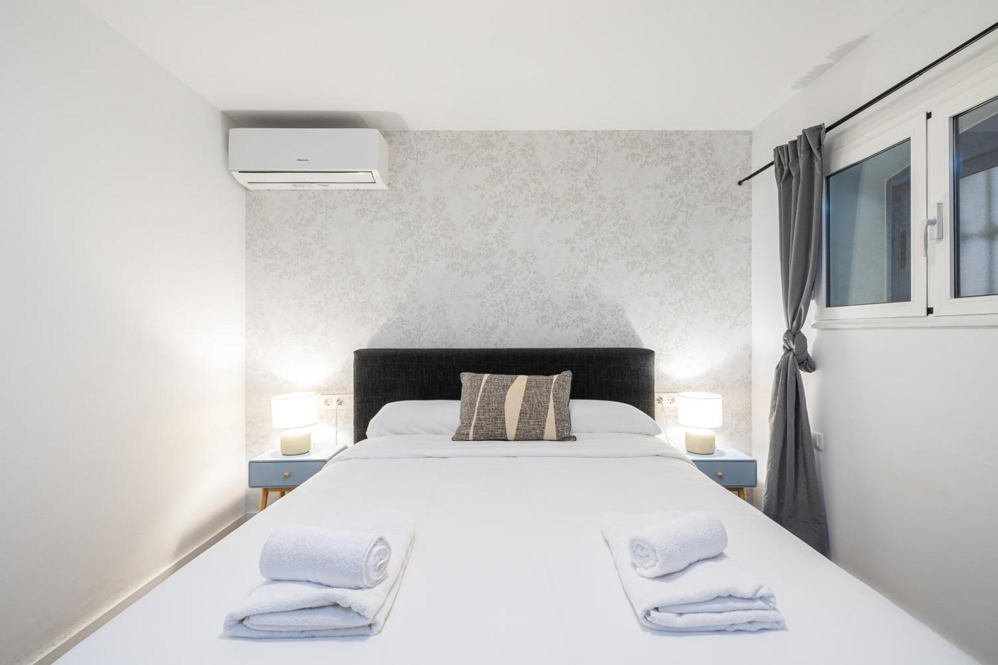 Modern & Cozy -1bedroom-coutyard-center Lägenhet Málaga